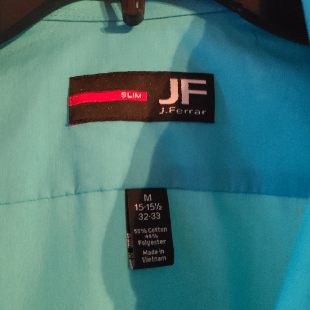 Button up - Picture 3 of 3